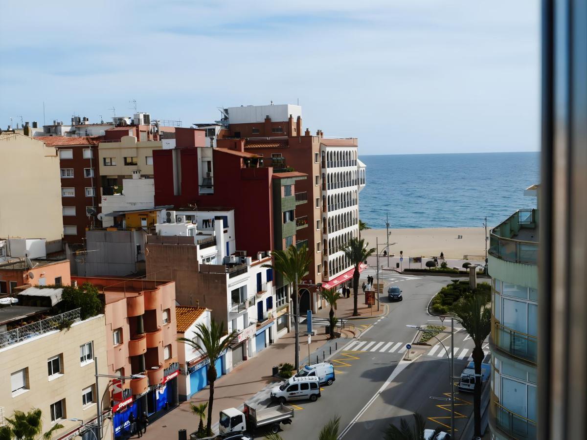 Marina Beach Apartaments Lloret de Mar Exterior foto